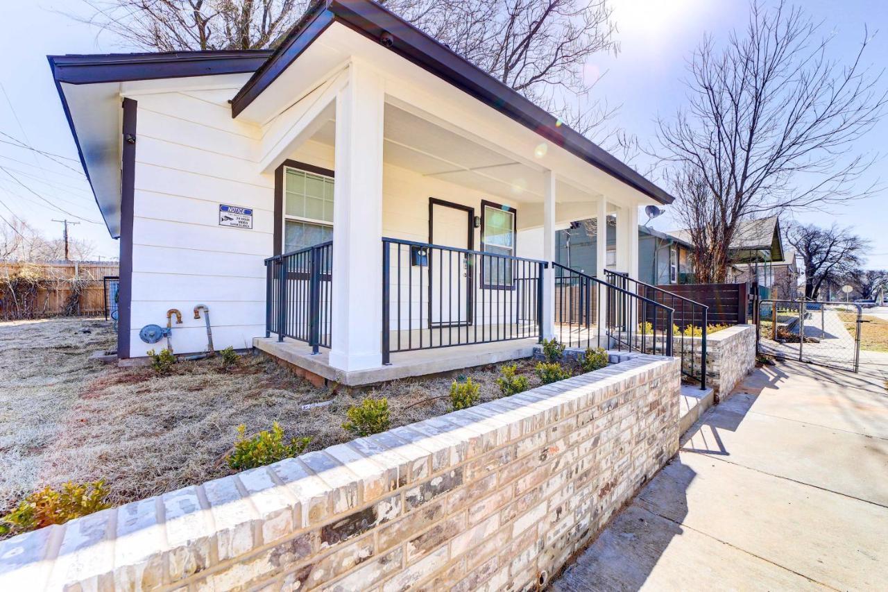 Convenient Tulsa Home - 2 Mi To Downtown! ภายนอก รูปภาพ